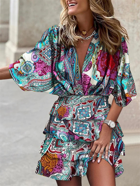 freja | blomstret kjole med legende flæser blå