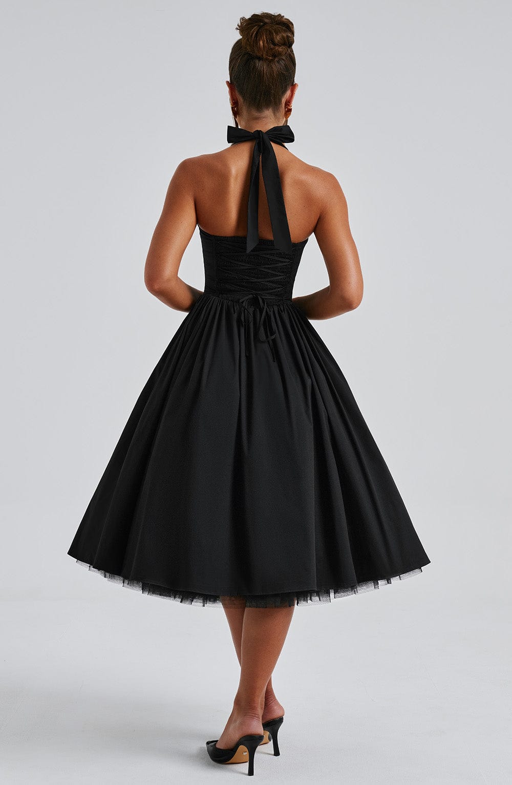 thea | elegant halterneck midikjole
