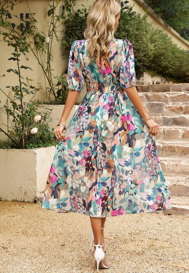 freja | blomstret midi-kjole med v-udskæring