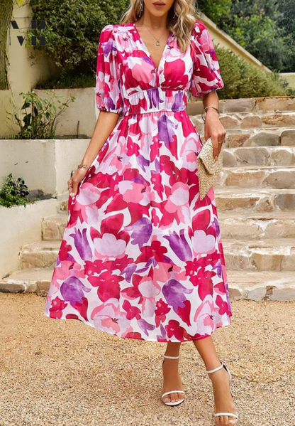 freja | blomstret midi-kjole med v-udskæring