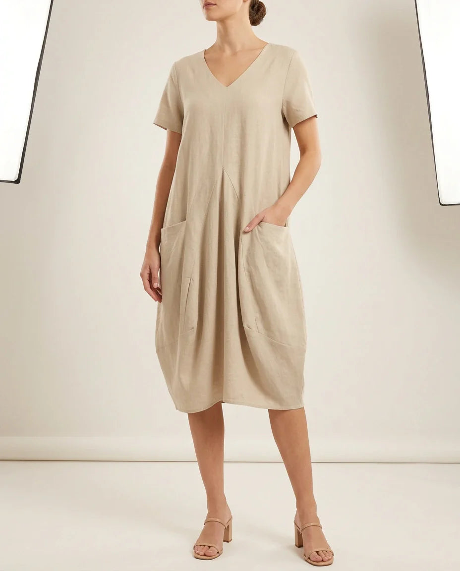 freja | afslappet kjole med korte ærmer beige