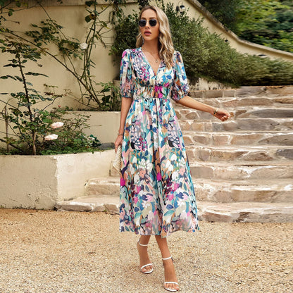 freja | blomstret chiffon maxikjole lys grøn