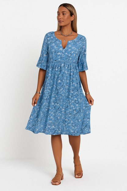 anna | blomstret kjole med løs pasform blå