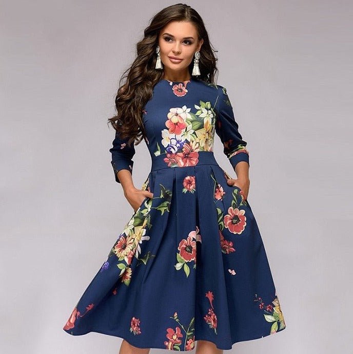 rosa | blomstret midikjole med elegance marineblå