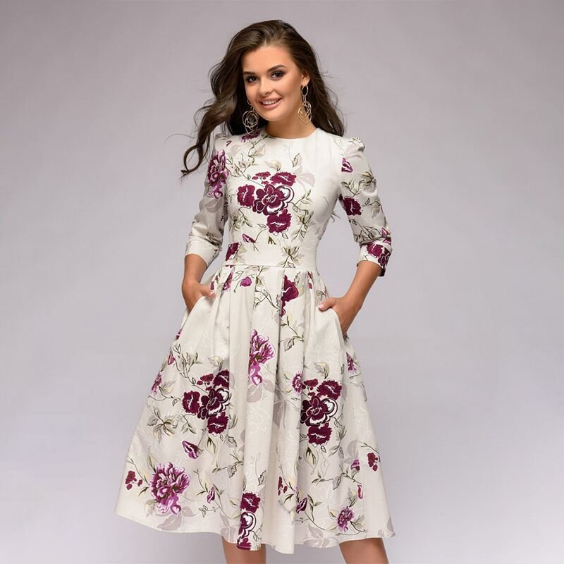 rosa | blomstret midikjole med elegance hvid